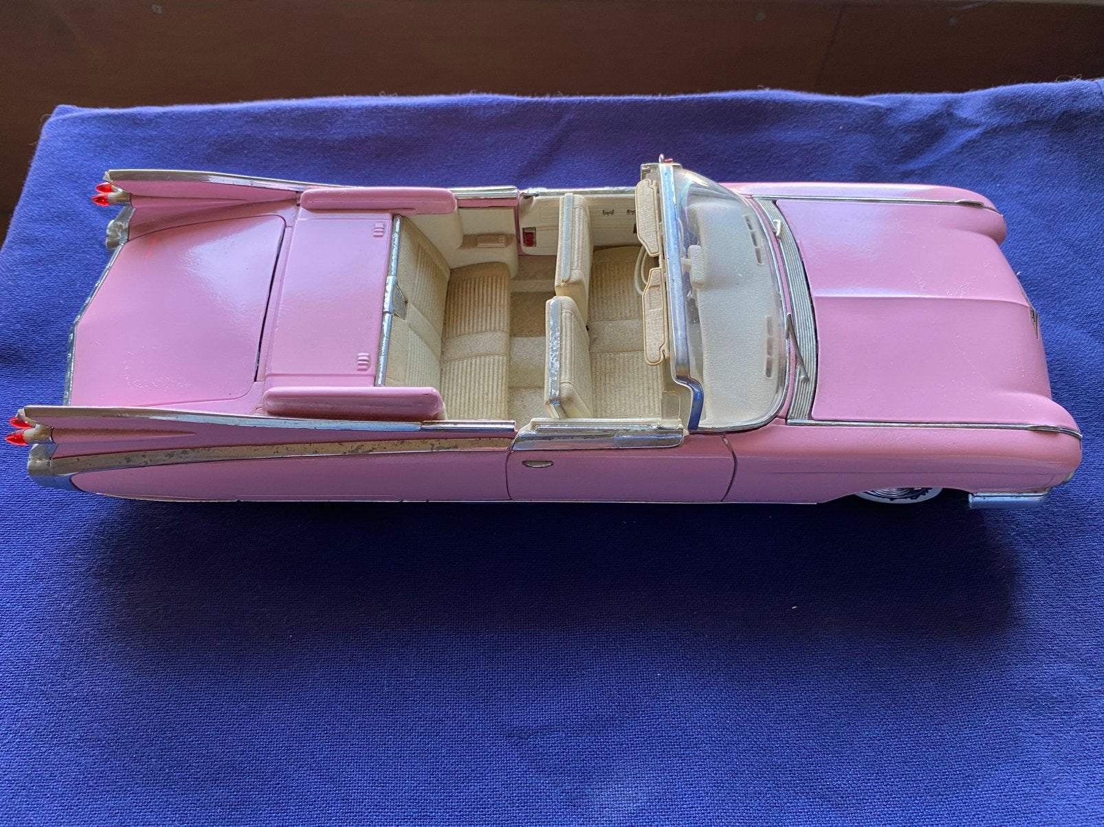 Roze Cadillac Eldorado 1959., Ophalen of Verzenden, Gebruikt, Auto, Maisto