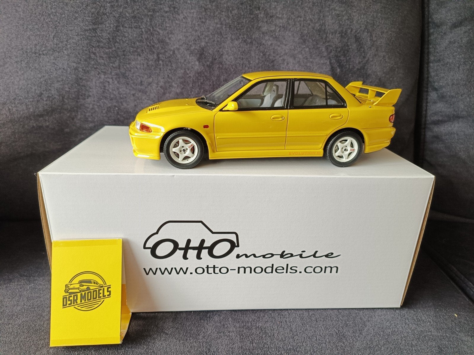 1:18 Mitsubishi Lancer Evo 3, S, OttOMobile, Auto, R