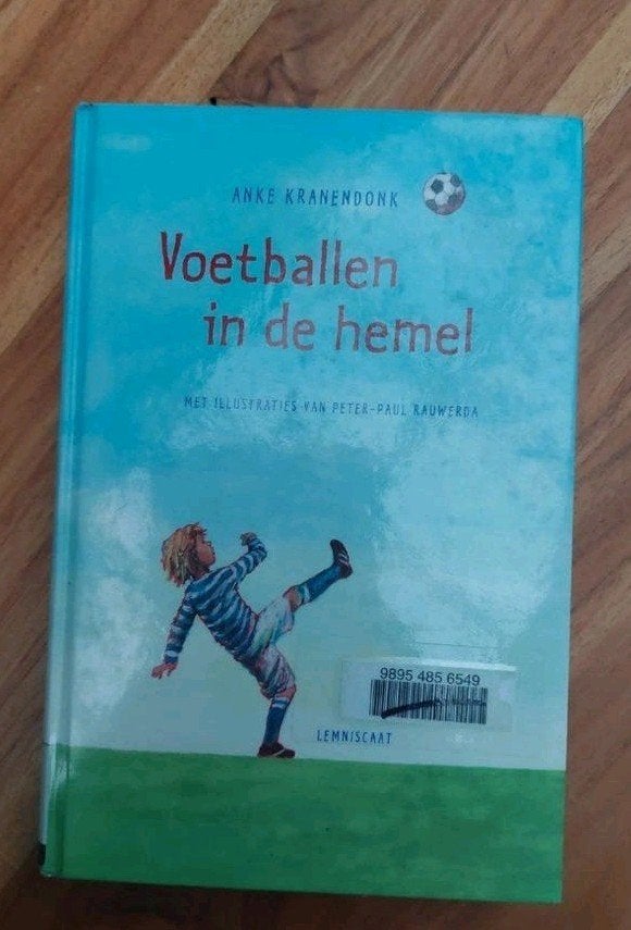 Voetballen in de hemel - Anke Kranendonk (boek), Boeken, Ophalen of Verzenden, Gelezen, Anke Kranendonk, Fictie