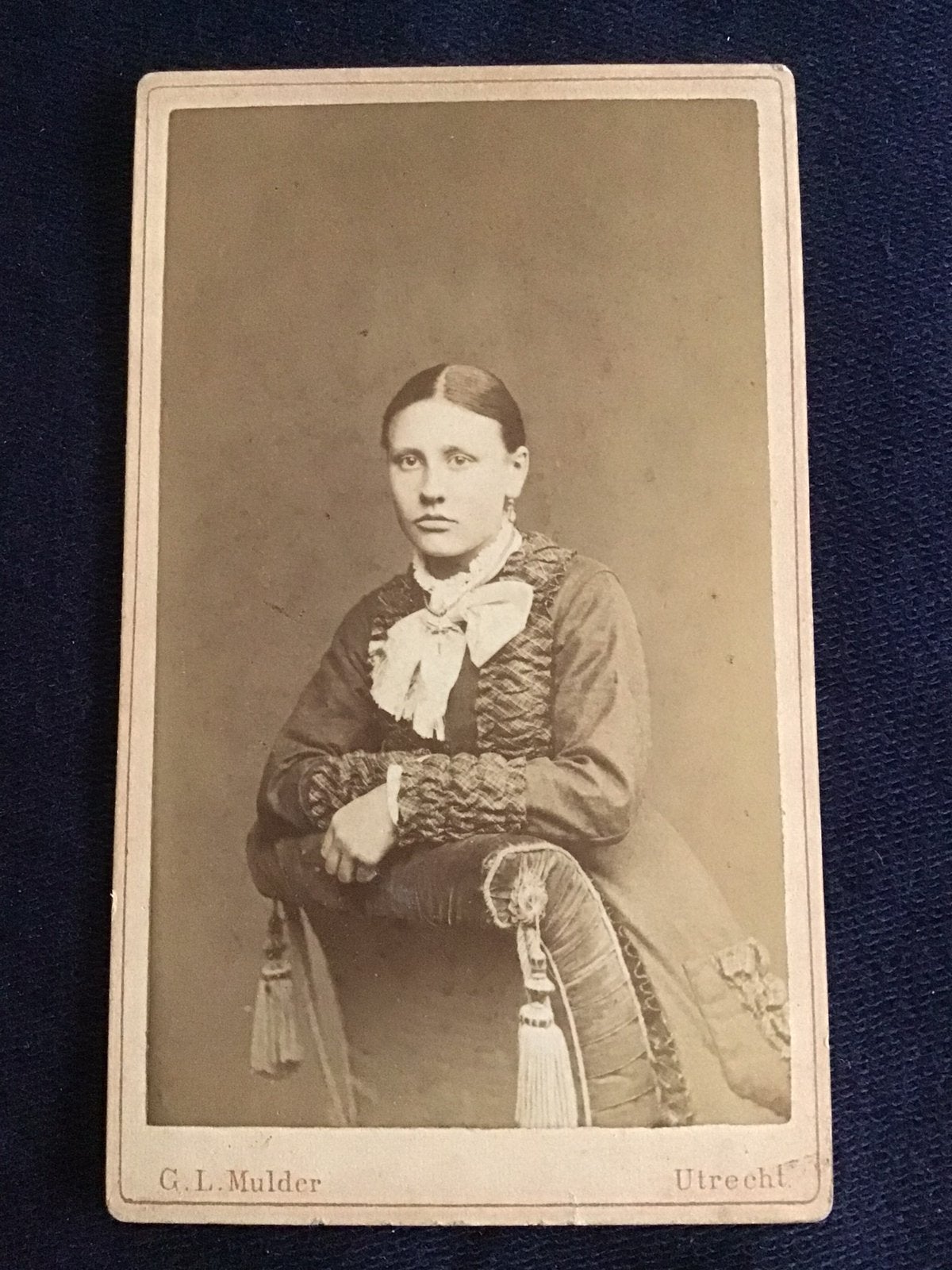 CDV, Vrouw, G.L. MULDER, UTRECHT, Carte de Visite 2, Verzamelen, Ophalen of Verzenden, Voor 1940, Gebruikt, Foto