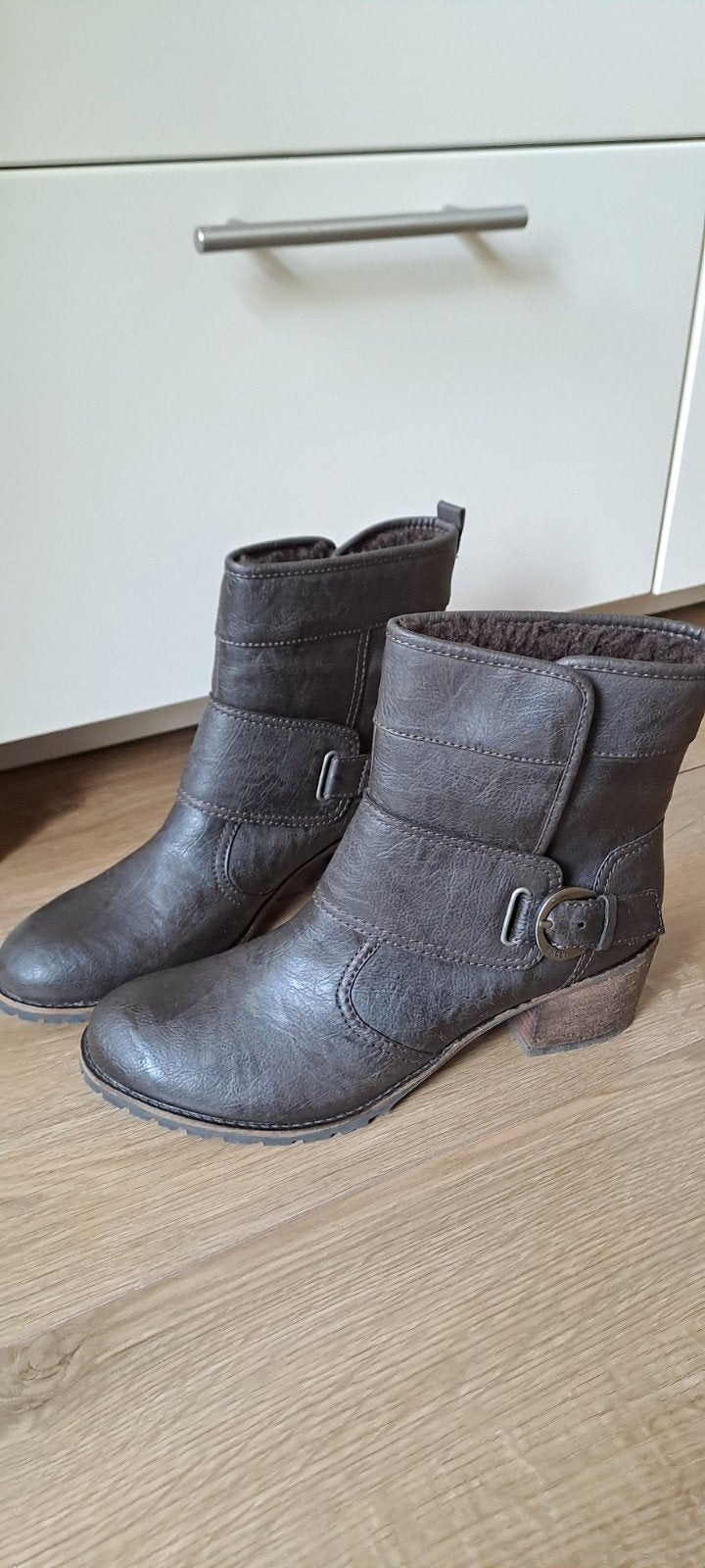 Nieuwe dames enkellaarsjes Esprit maat 41, Bruin, Lage of Enkellaarzen, Nieuw, Ophalen of Verzenden