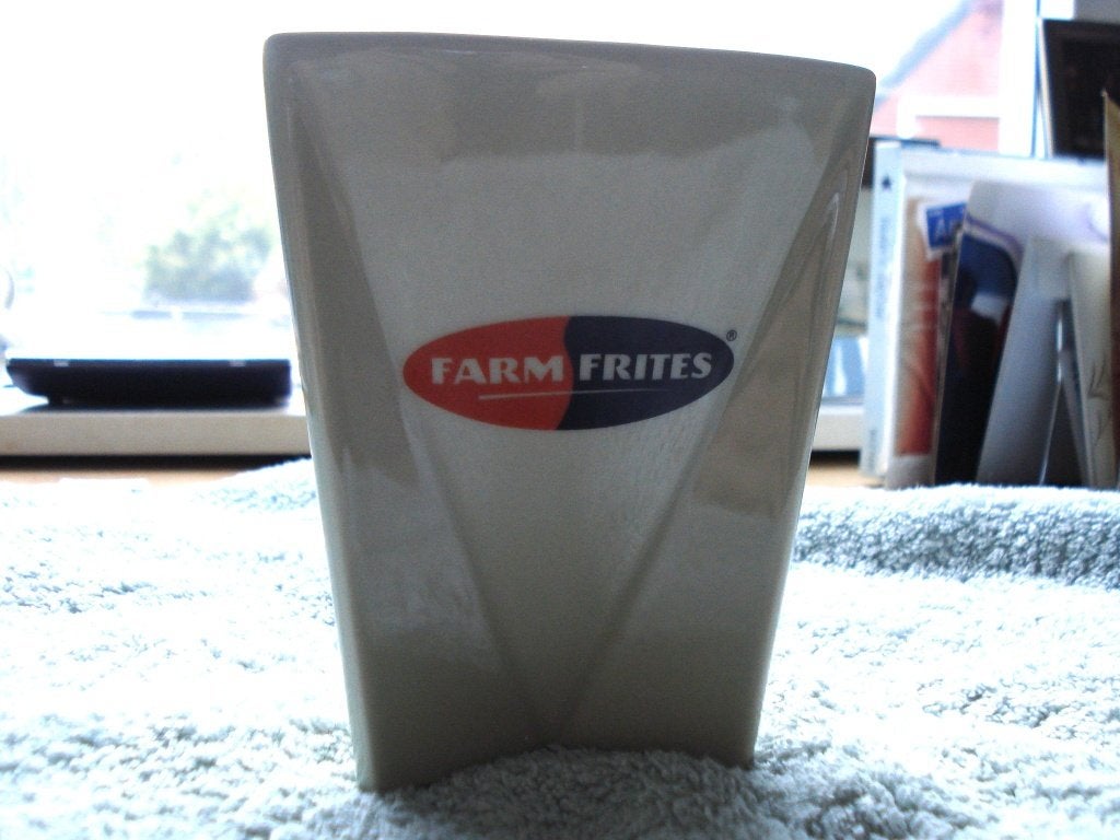 Farm Frites, Hellevoetsluis, PATATBEKER keramisch, Ophalen of Verzenden, Nieuw, Reclamebord
