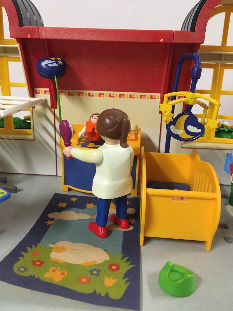 Playmobil Babykamer 3207 Modern Woonhuis poppetje moeder bab, Verzenden, Complete set