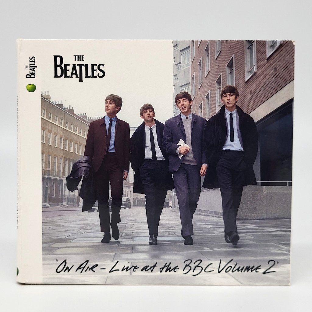 The Beatles - On Air - Live at the BBC Volume 2 - CD, Ophalen of Verzenden, Gebruikt, Poprock