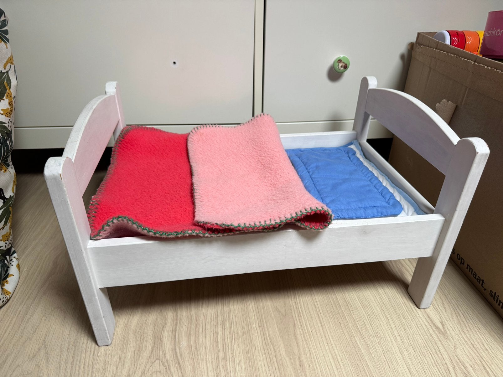 Ikea poppenbedje, Ophalen, Meubelstuk of Keukentje