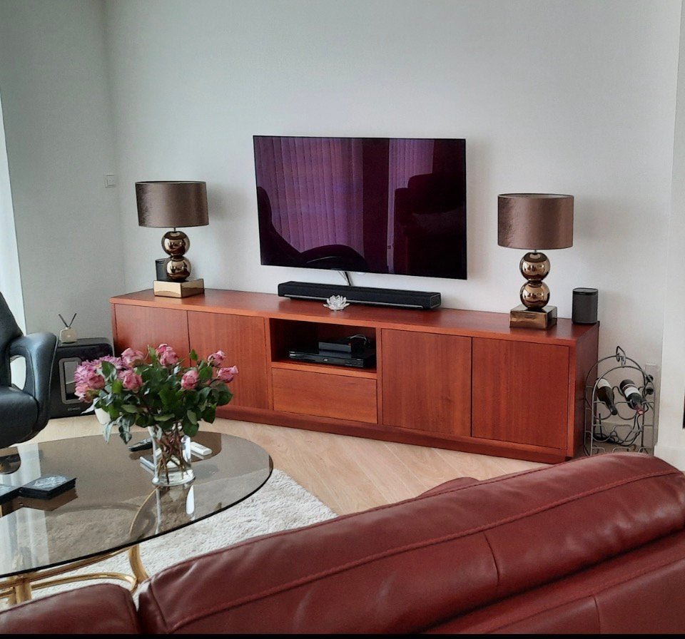 Massief Mahonie hout TV meubel/dressoir, Huis en Inrichting, Ophalen of Verzenden, Zo goed als nieuw, 25 tot 50 cm, Minder dan 100 cm