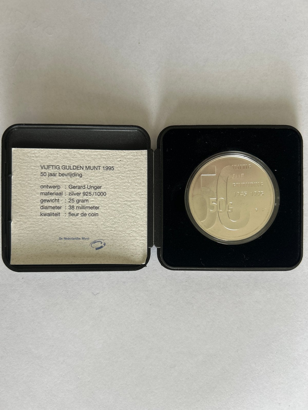 50 Gulden Munt 1995 - 50 jaar bevrijding, Koningin Beatrix, Zilver, Ophalen of Verzenden, Losse munt