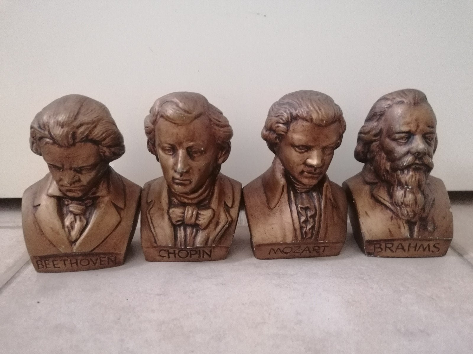4 Componisten Bustes: Beethoven, Chopin, Mozart, Brahms, Minder dan 20 cm, Gips, Buste, Ophalen of Verzenden