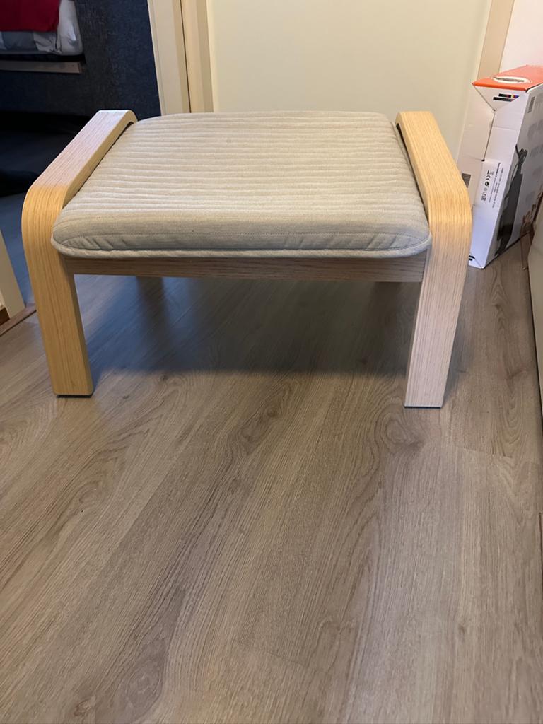 Ikea voetenbank poäng, Ophalen