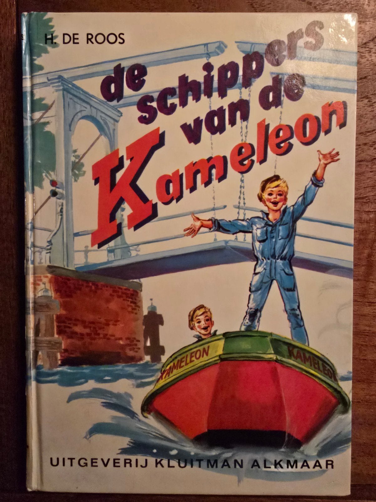 De Schippers van de Kameleon - H. de Roos, Boeken, Ophalen of Verzenden, Gelezen, H. de Roos, Fictie algemeen