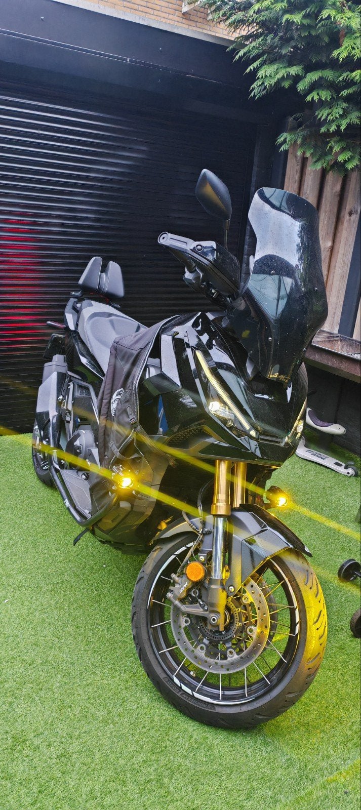 Honda X-ADV 750 (2025 Facelift) - Nieuwstaat!, Particulier