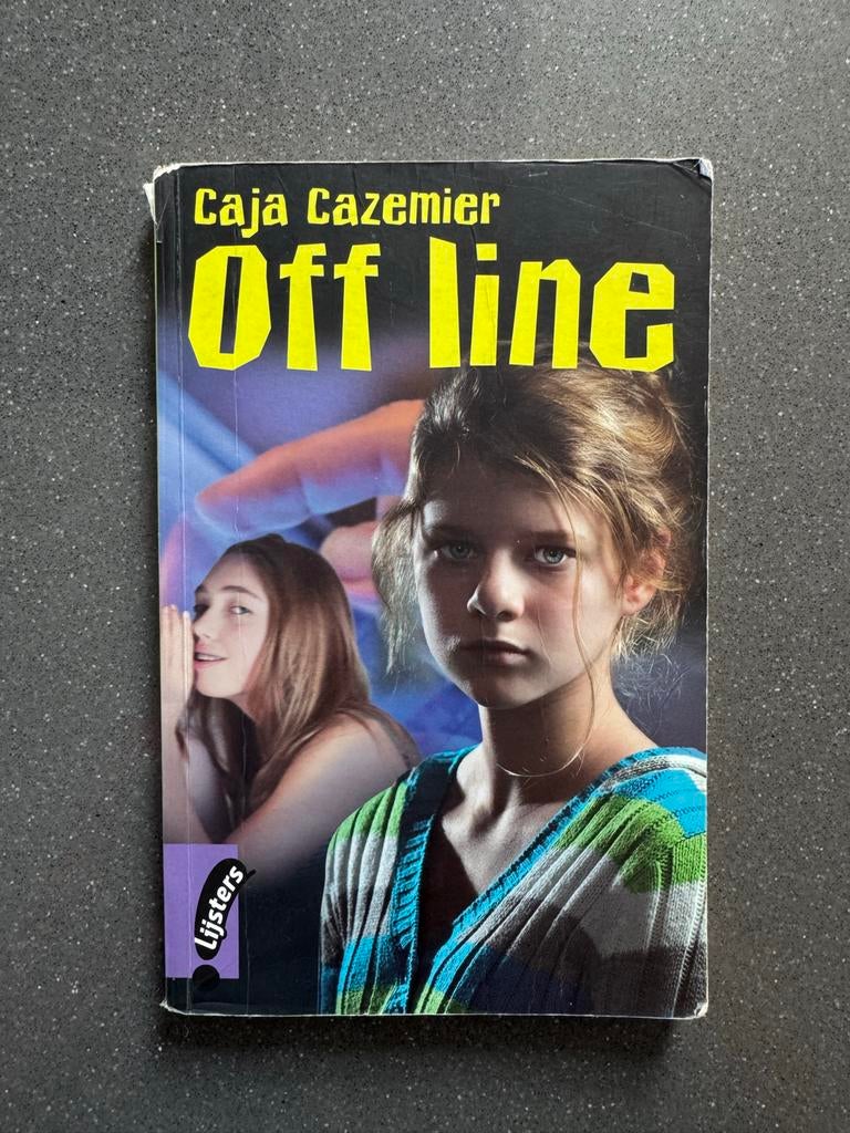 Offline - Caja Cazemier (Jeugdboek), Ophalen of Verzenden, Gelezen