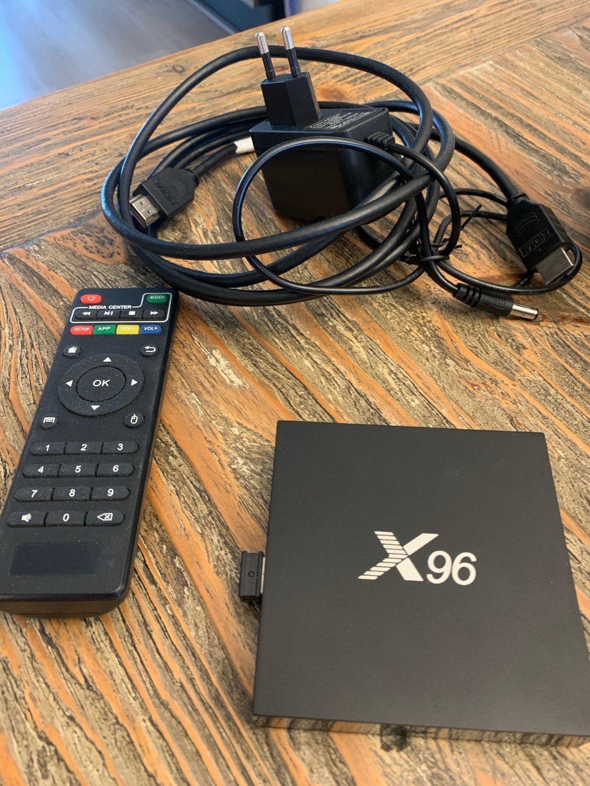 X96 Android TV Box met afstandsbediening en accessoires, Audio, Tv en Foto, Ophalen of Verzenden, Zo goed als nieuw, HDMI, Minder dan 500 GB