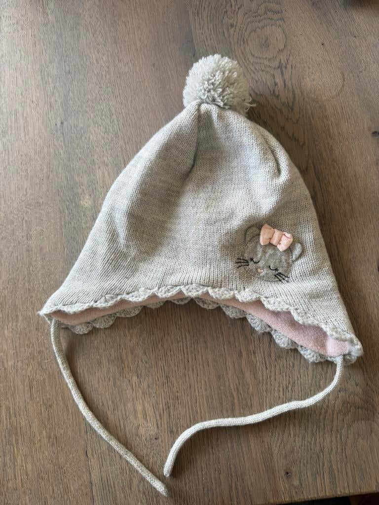 Babymuts van H&M, Kinderen en Baby's, Kinderkleding | Mutsen, Sjaals en Handschoenen, Meisje, H&M, Ophalen of Verzenden, Zo goed als nieuw