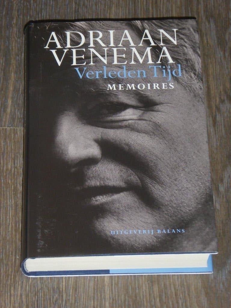 ADRIAAN VENEMA - Verleden Tijd  MEMOIRES, Boeken, Verzenden, Zo goed als nieuw, ADRIAAN VENEMA