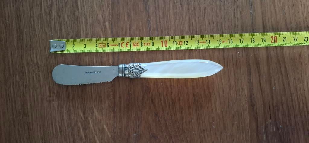 1 botermes EME Napoleon bestek met parelmoer, Ophalen