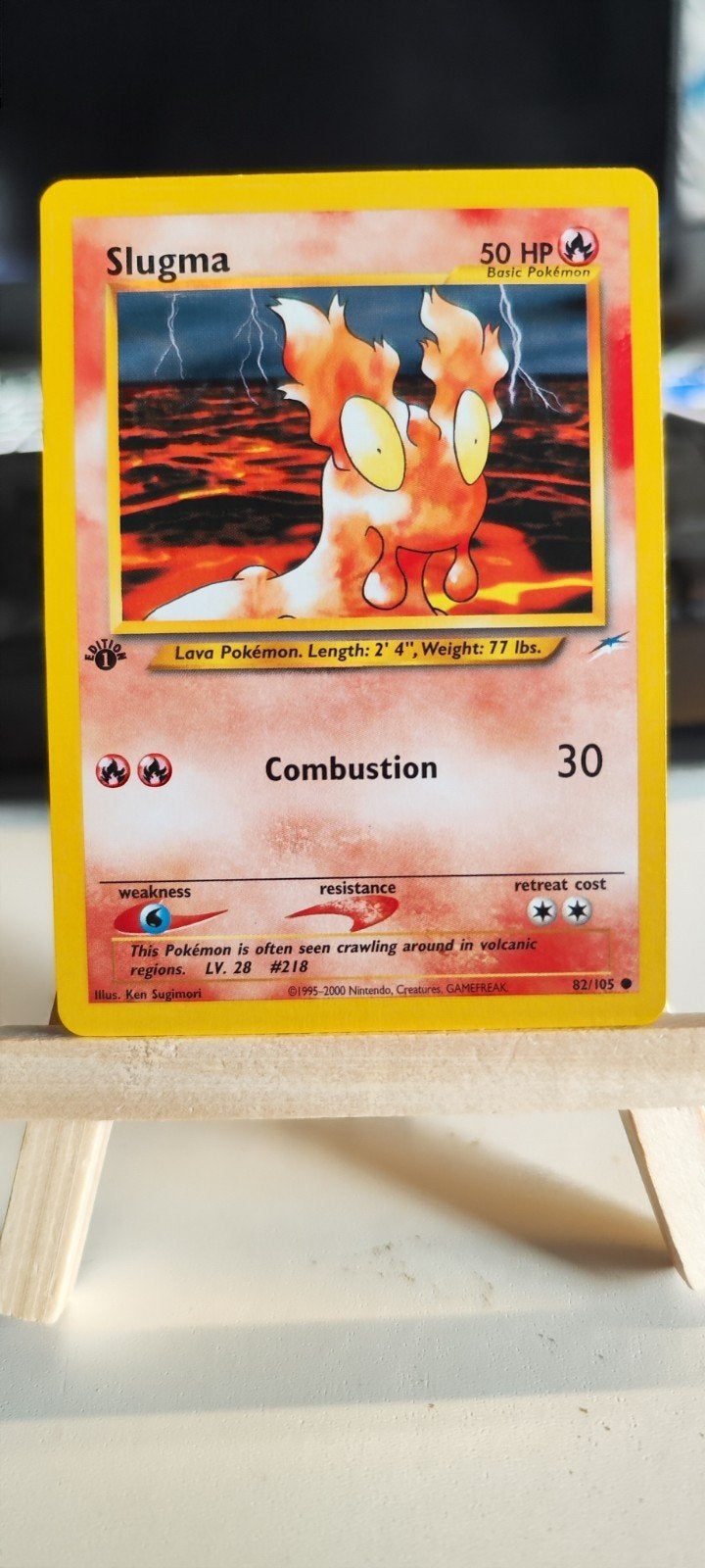 Slugma 1st Edition Neo Destiny Pokémon Kaart, Ophalen of Verzenden, Gebruikt, Losse kaart