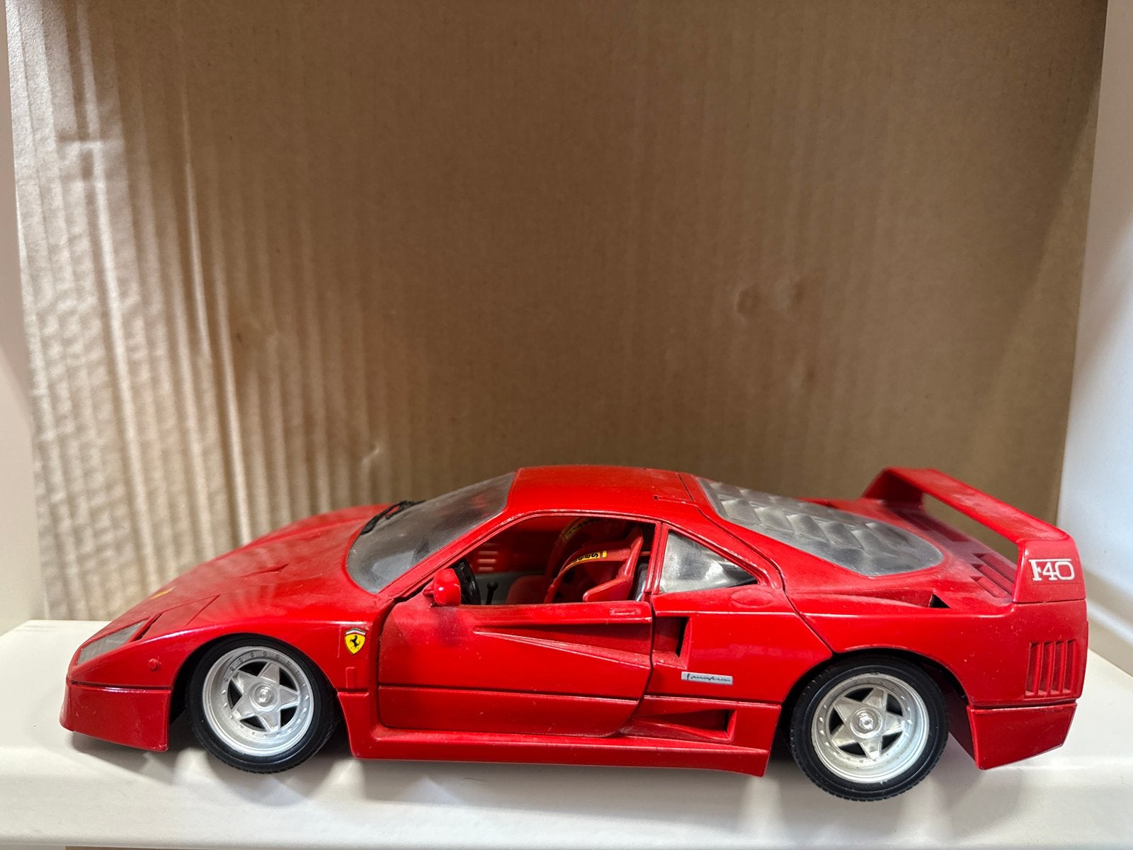 Ferrari F40 Polistil/Tonka 1/18 Diecast Modelauto, Hobby en Vrije tijd, Ophalen of Verzenden, Gebruikt, Auto, Overige merken