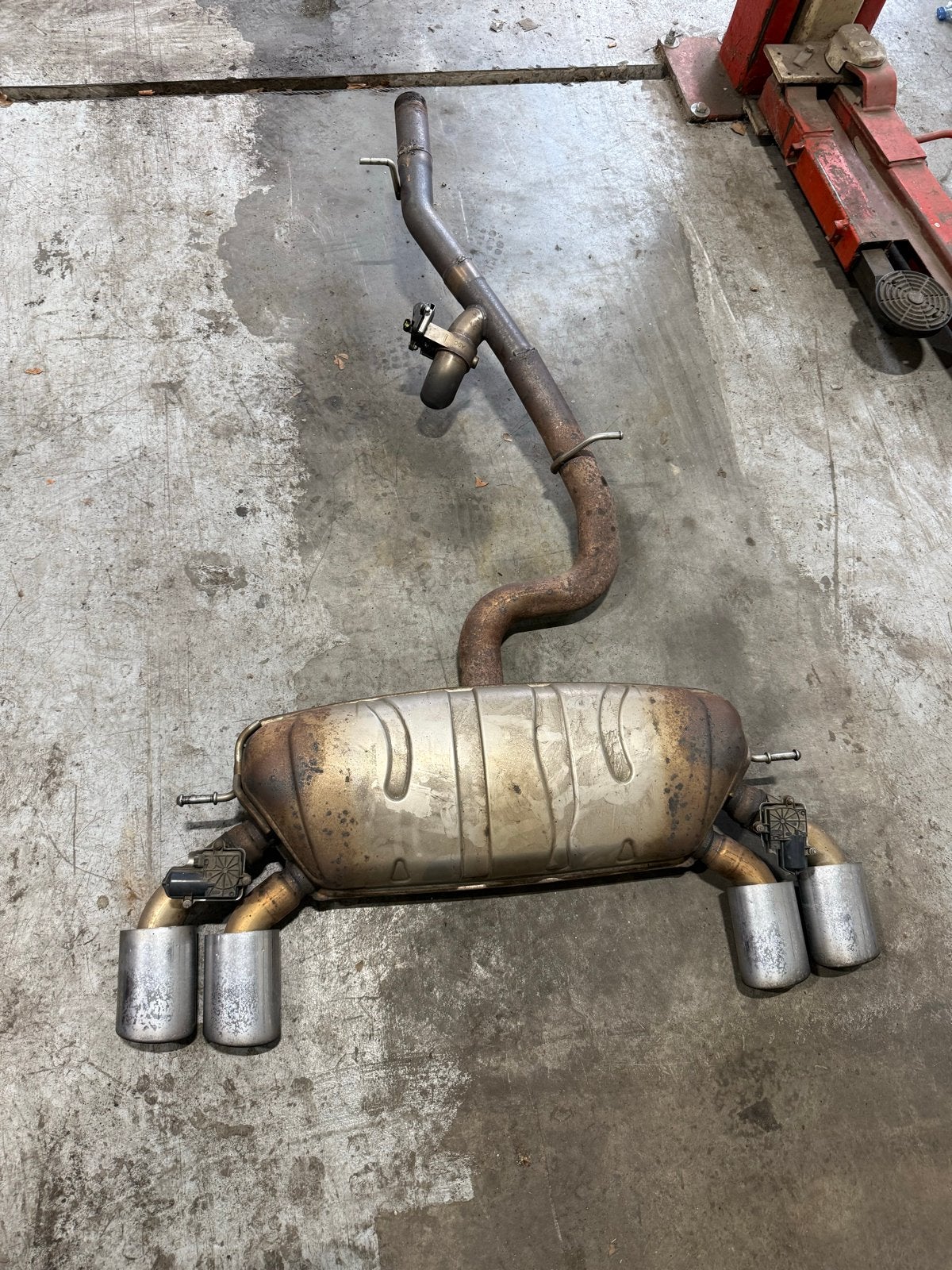Uitlaat Golf 7 R met middendemper delete en klep, Ophalen of Verzenden, Gebruikt, Volkswagen