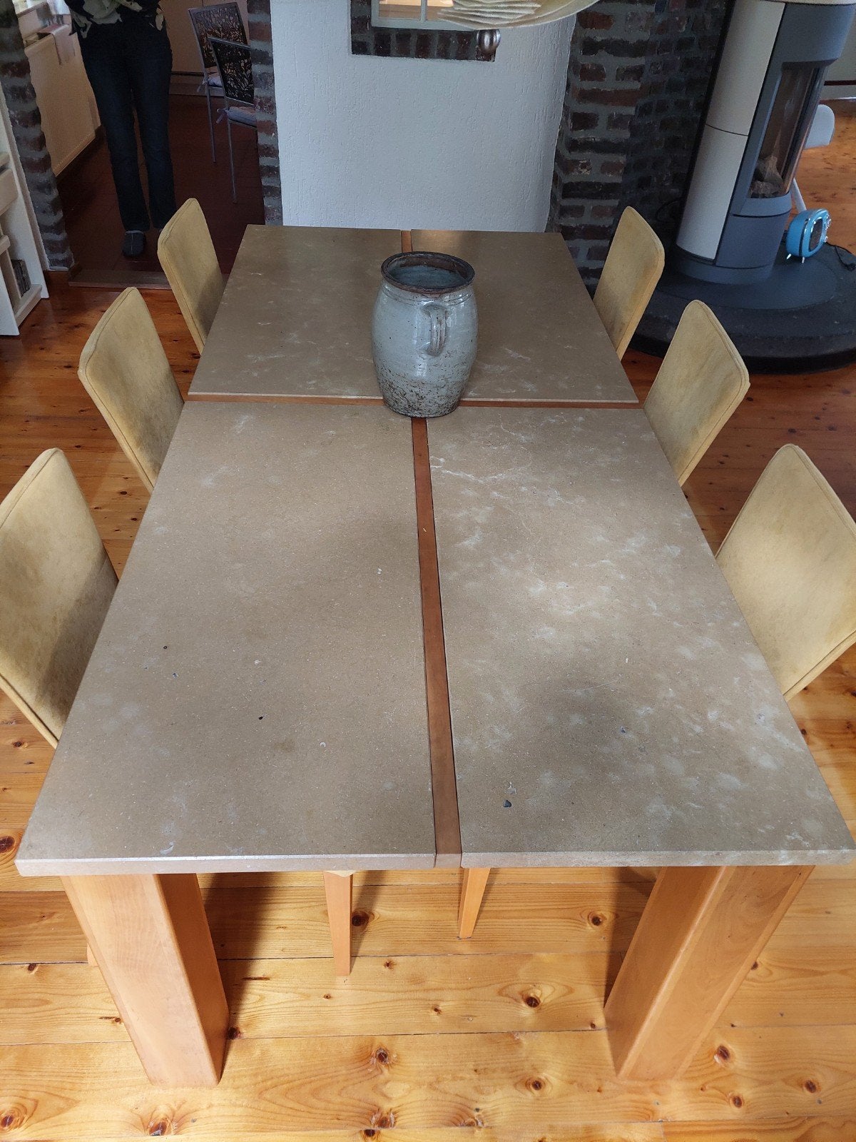 Eettafel, Ophalen, Gebruikt, 4 tot 6 stoelen