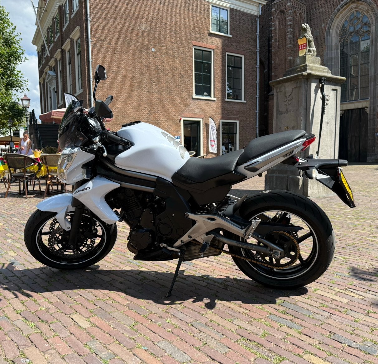 Kawasaki ER-6n | Bouwjaar 2012 | 31.000 km |Goed onderhouden, Motoren, Motoren | Kawasaki, Handvatverwarming, 2 cilinders, Occasion