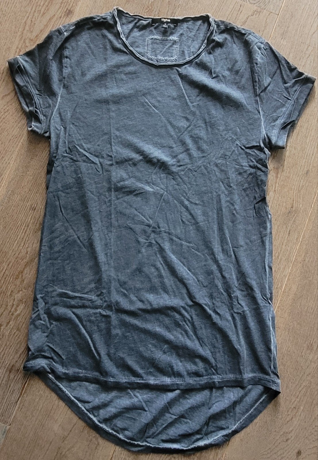 Stoer lang shirt Tigha mt S, Tigha, Ophalen of Verzenden, Zo goed als nieuw, Grijs