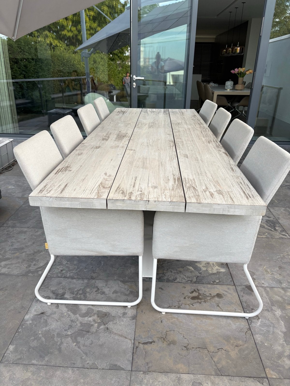 Life Tuinset: Aluminium, Whitewash Hout, 8 Lichtgrijze Stoel, Ophalen, Gebruikt, Eettafel, Aluminium