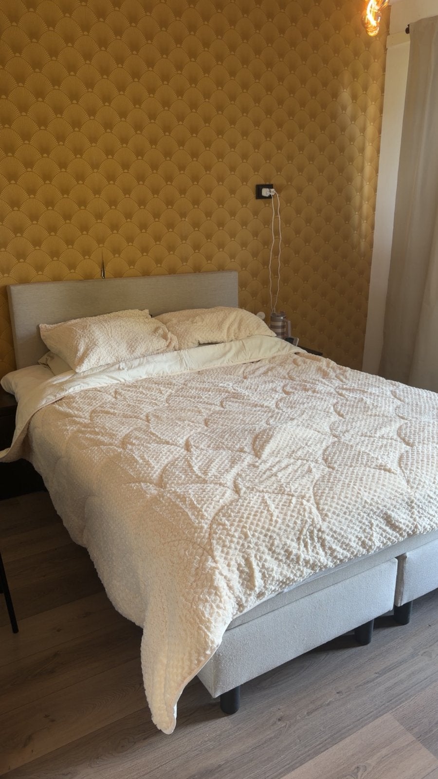 Gratis boxspring 140x200, Huis en Inrichting, Slaapkamer | Boxsprings, Ophalen, Gebruikt, Tweepersoons, 140 cm