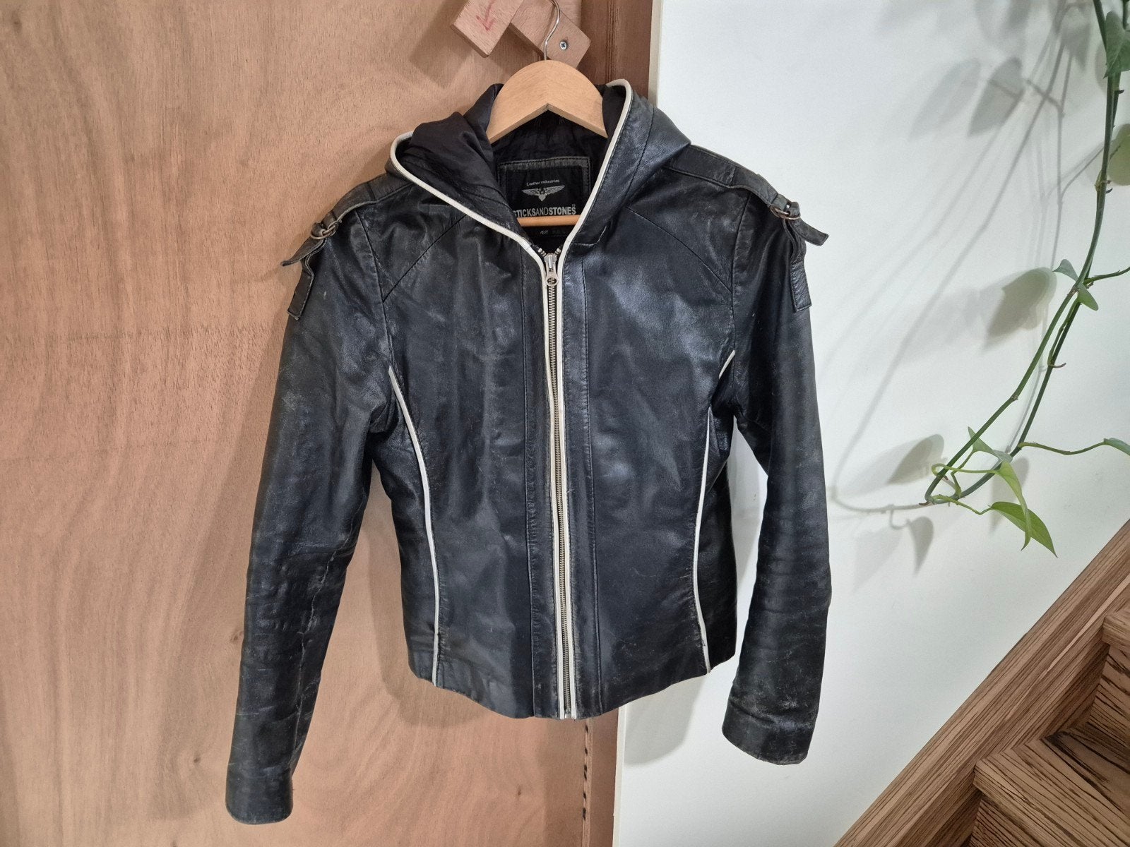 Zwarte leren jas Sticks and Stones, gedragen, maat 42 (L), Kleding | Dames, Jassen | Zomer, Sticks and Stones, Zwart, Maat 42/44 (L)