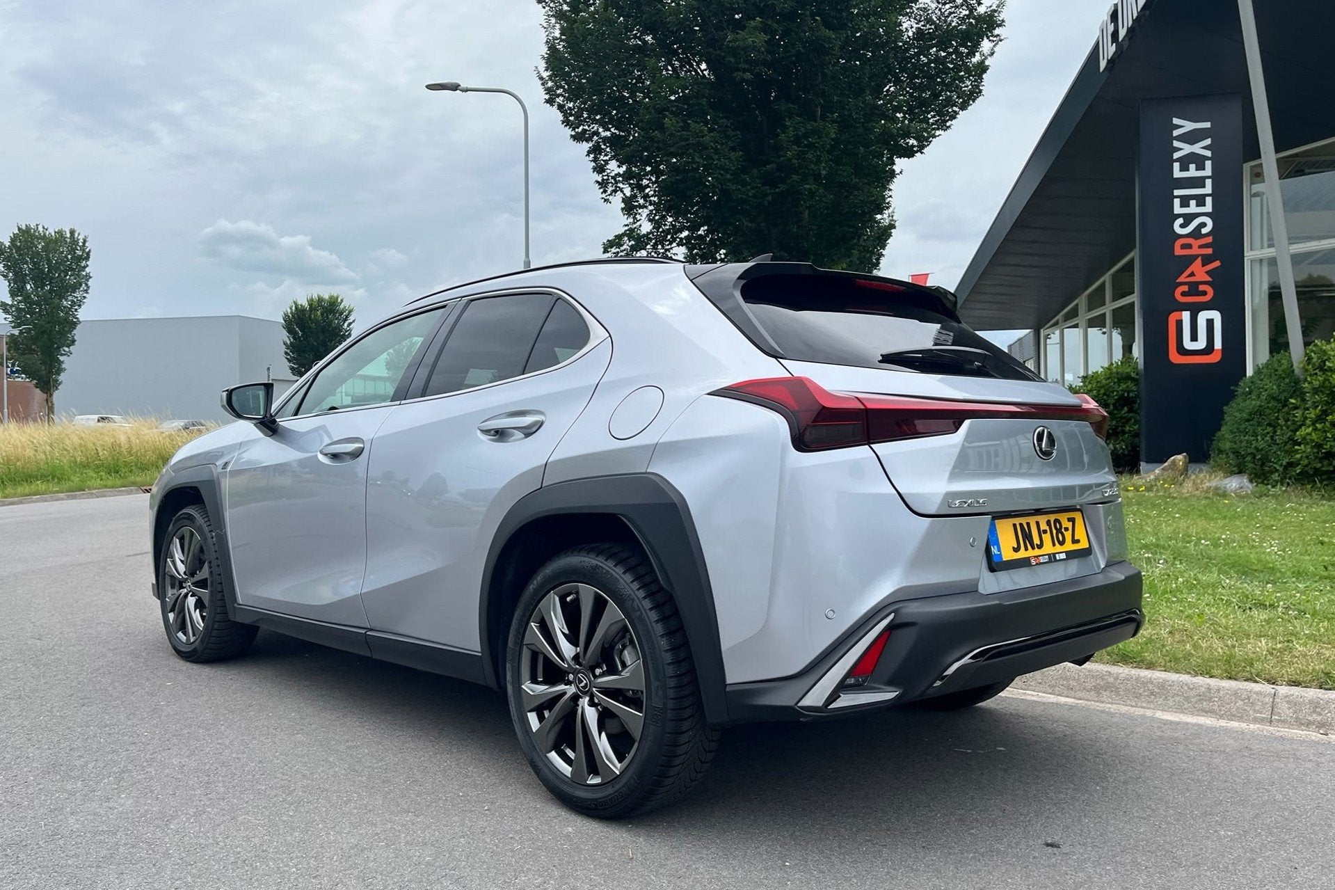 Lexus UX 250h F Sport Line | CAMERA | ADAPTIVE | KEYLESS | C, Auto's, Gebruikt, 4 cilinders, Leder, Bedrijf