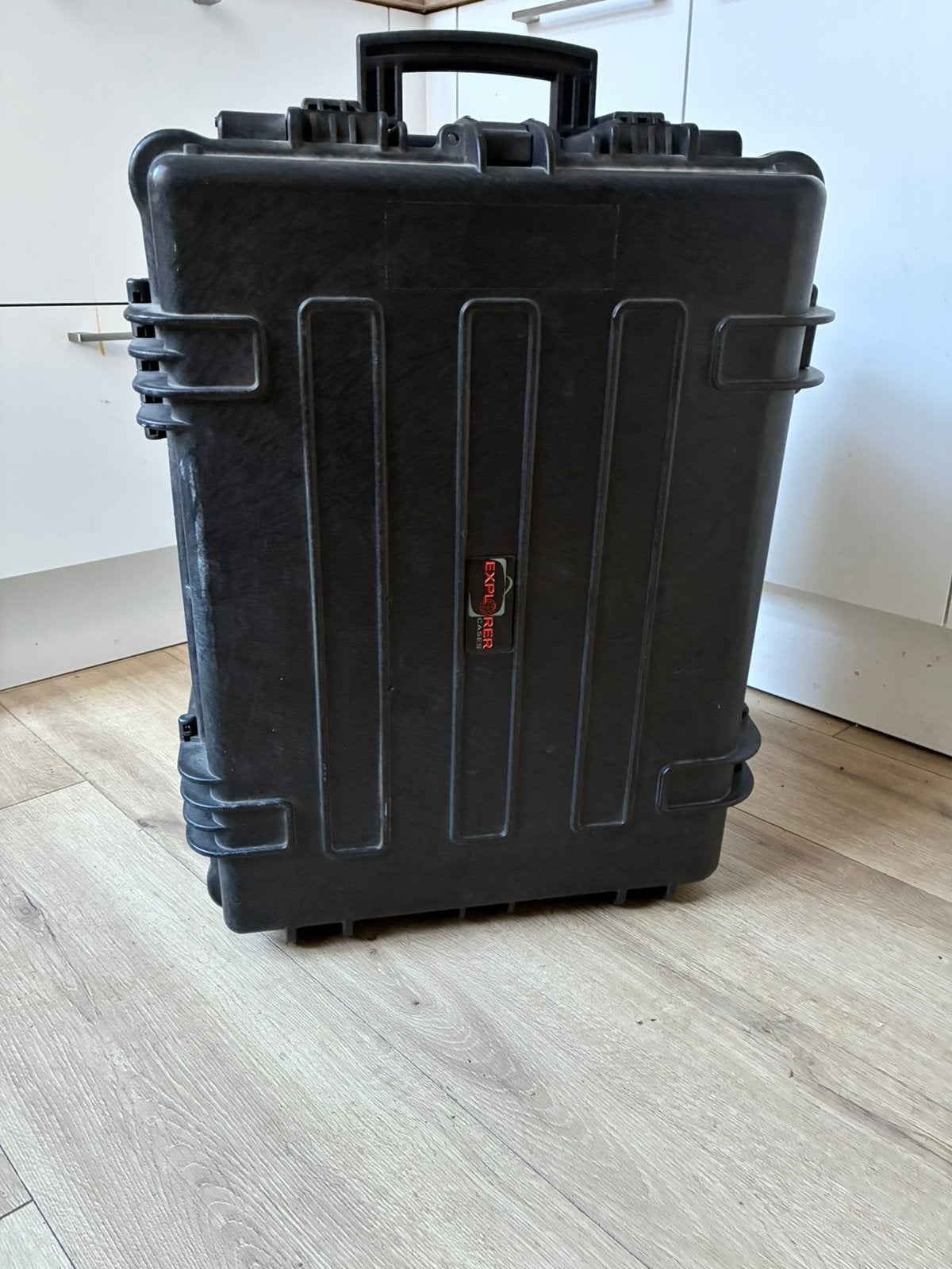 Explorer case 5833, Ophalen, Gebruikt, Hard kunststof, Uitschuifbare handgreep