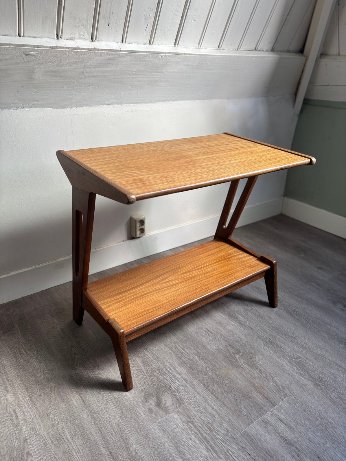 Louis van Teeffelen Vintage bijzettafel, 50 tot 100 cm, Ophalen of Verzenden, Zo goed als nieuw, 25 tot 50 cm