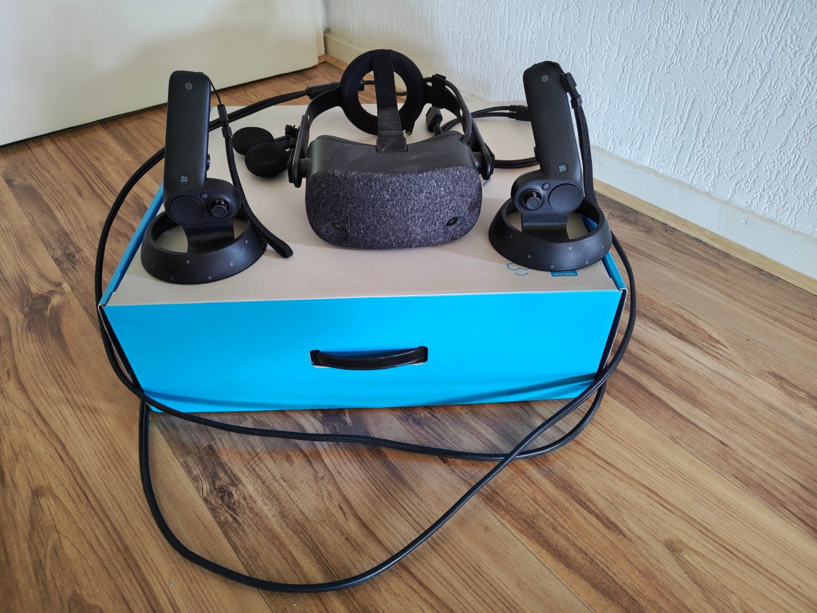HP Reverb VR-bril voor PC met controllers en verpakking, Spelcomputers en Games, Virtual Reality, Ophalen