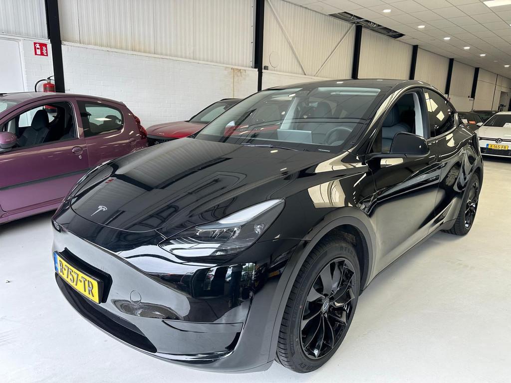 Tesla Model Y RWD 58 kWh NOG 5 JAAR GARANTIE VOOR ACCU, Auto's, Tesla, Automaat, 238 pk, Achterwielaandrijving, Gebruikt