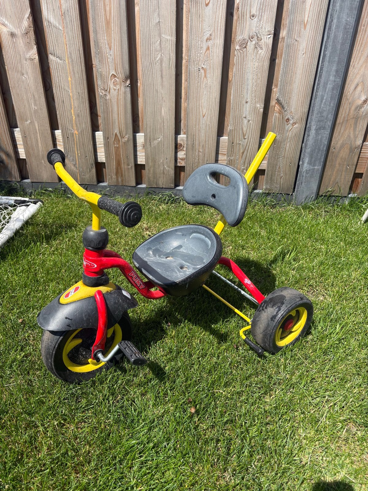 Puky peuterfietsje - rood/geel, Ophalen, Gebruikt