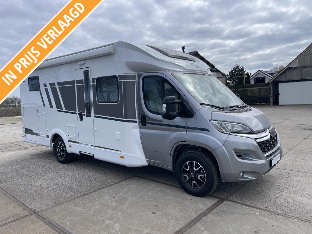Carado T 448 Pro + in Nieuwstaat., Caravans en Kamperen, Campers, Luifel, 7 tot 8 meter, Bedrijf, Airbags