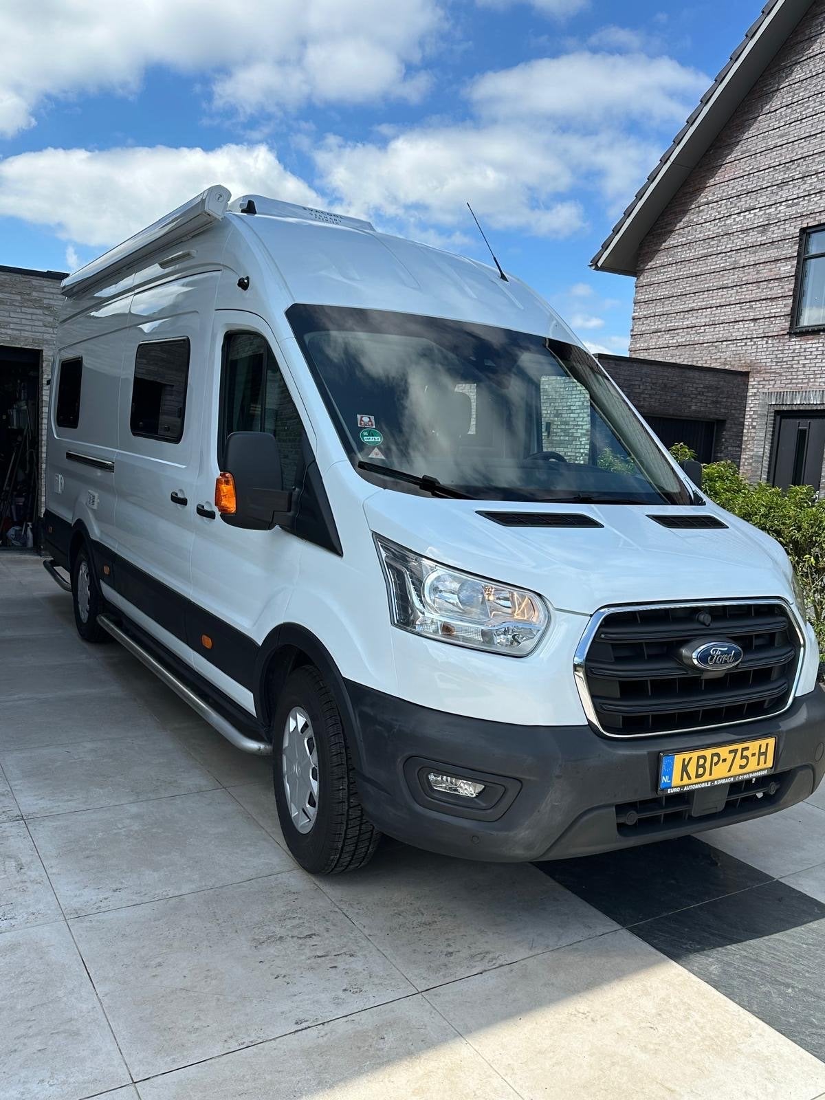 Caravans And Camping Buscamper