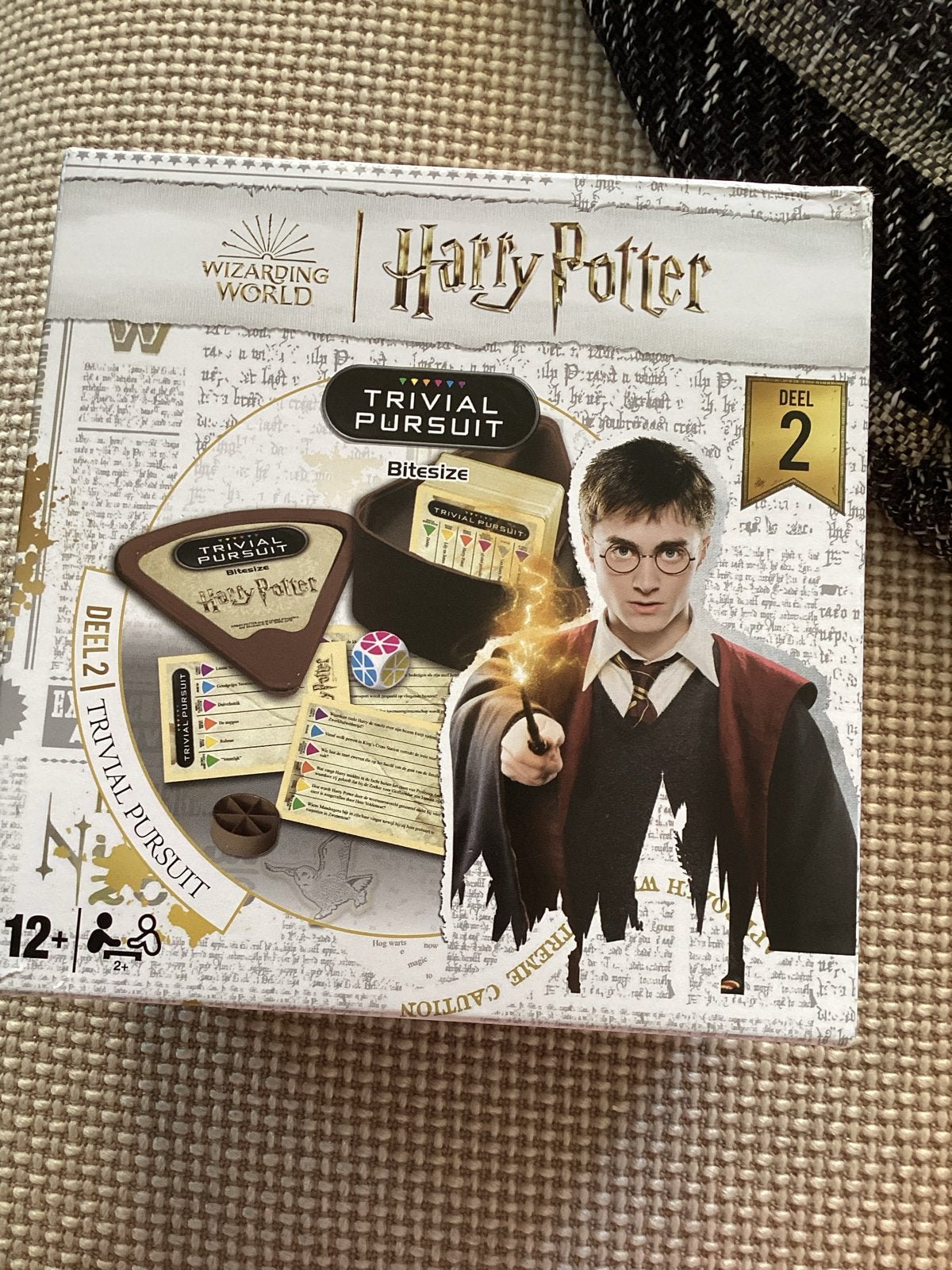 Harry Potter Trivial Pursuit Deel 2 Compleet, Een of twee spelers, Ophalen of Verzenden, Zo goed als nieuw