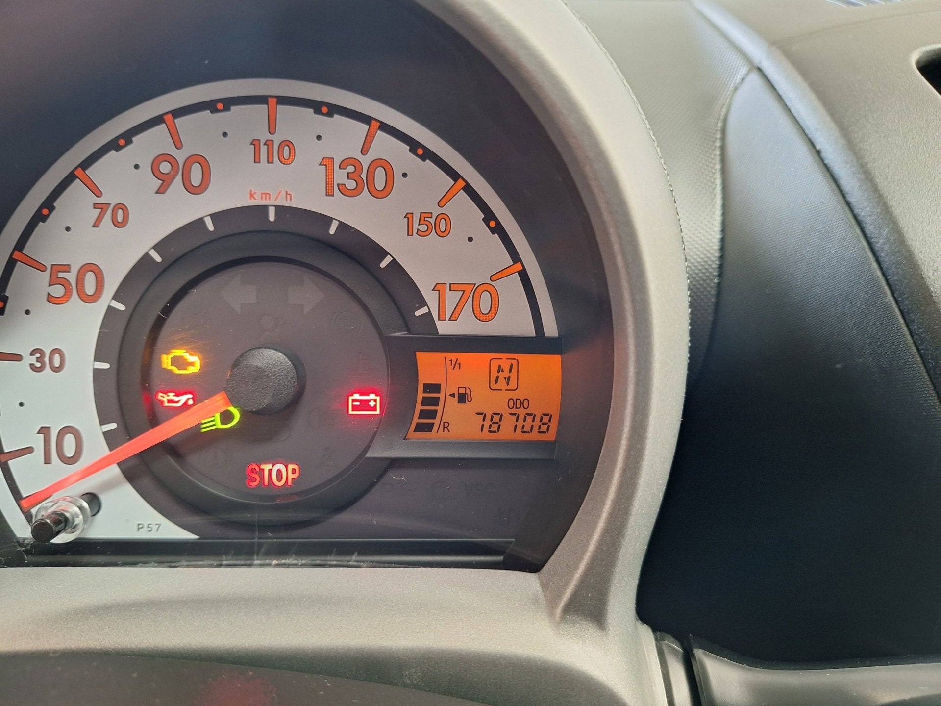 Foto 11 van Peugeot 107 Sport uitv AUTOMAAT. 2e eig. 78.000 km NAP.