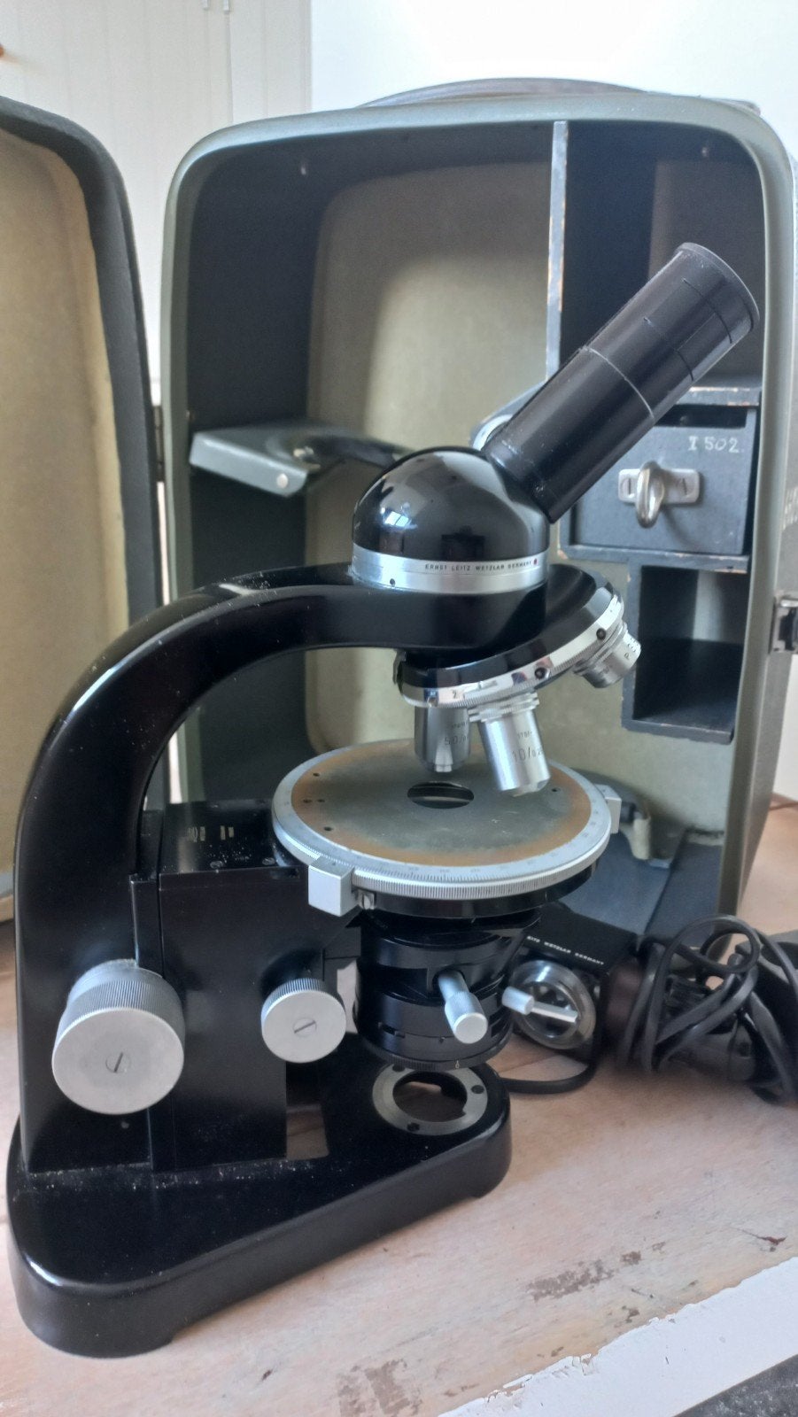 Leitz Wetzlar SM Polarisatie Microscoop, Audio, Tv en Foto, Ophalen, Gebruikt, Biologische microscoop
