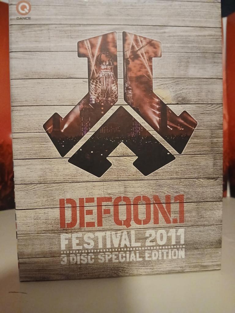 Defqon 1 2011 cd/dvd, Ophalen of Verzenden, Zo goed als nieuw