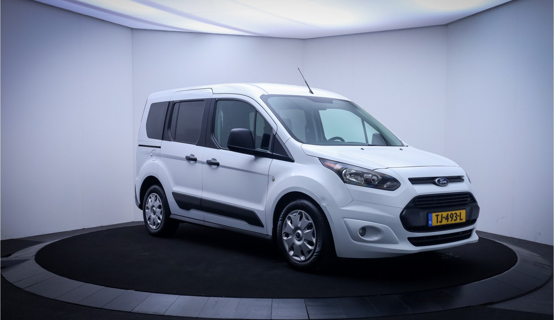 Ford Tourneo Connect Compact 1.0 5 Pers Trend AIRCO | PARKEE, Auto's, Gebruikt, Wit, Handgeschakeld, 3 cilinders