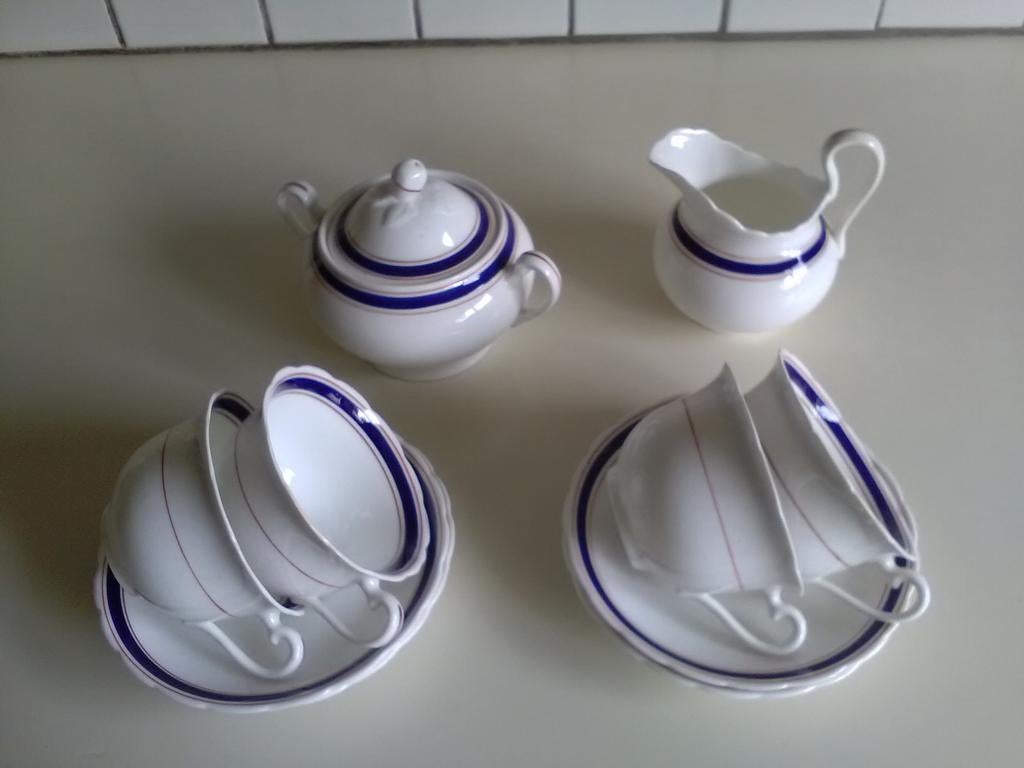 Royal tuscan engels roomstel en kop en schotels, Huis en Inrichting, Keuken | Servies, Ophalen of Verzenden, Porselein, Overige stijlen