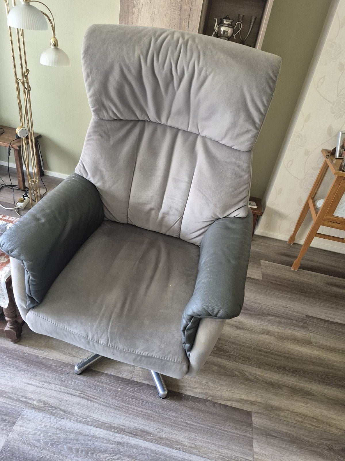 sta op stoel met massage en verwarmingsfunctie, Huis en Inrichting, Fauteuils, Ophalen, Leer