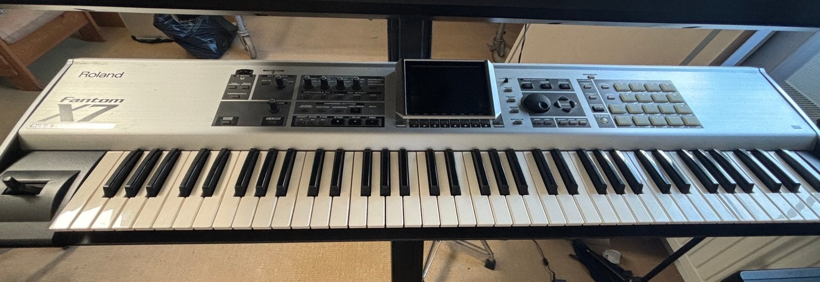 Roland Fantom X7 workstation inclusief flightcase, Roland, Ophalen of Verzenden, Zo goed als nieuw, Aanslaggevoelig