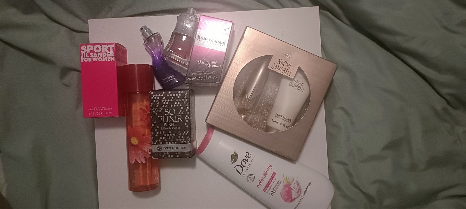 Diverse parfum en verzorgingsproducten set, Ophalen of Verzenden, Zo goed als nieuw