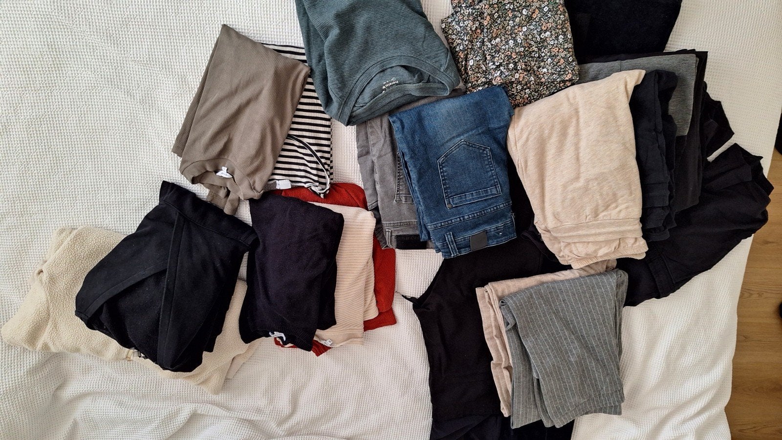 Zwangerschapskleding pakket (broeken, jurk, truien), Maat 38/40 (M), Zwart, Gedragen, Broek of Spijkerbroek