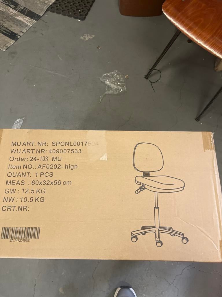 Nieuwe Bureaustoel - Compleet in Doos, Zwart, Nieuw, Ophalen of Verzenden, Nvt