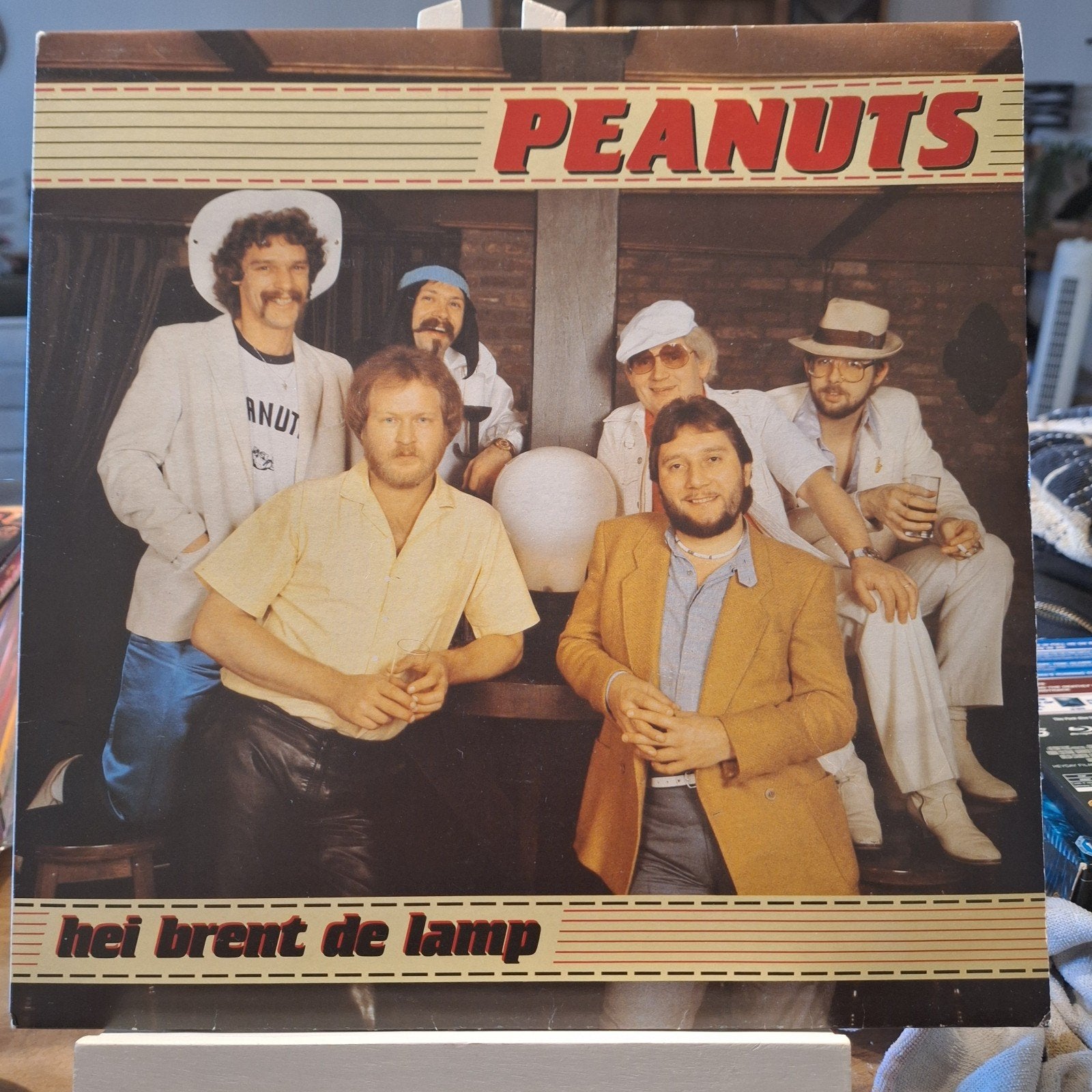 Peanuts - Hei brent de lamp - LP, Ophalen of Verzenden, Overige formaten