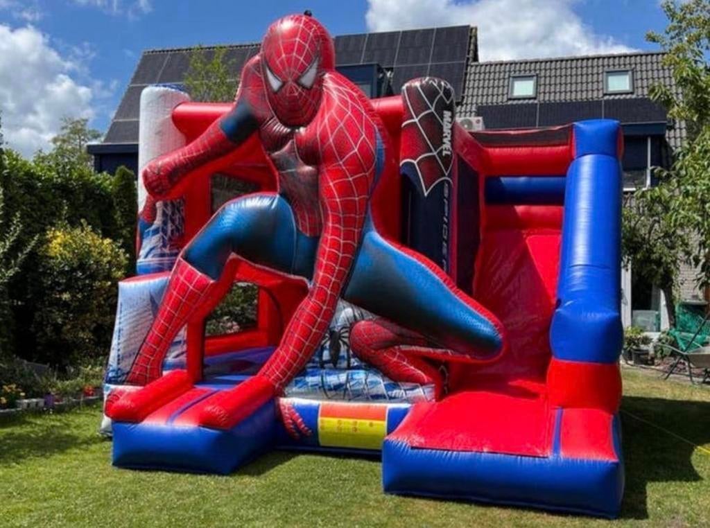 Spiderman springkussen te huur €75 per dag, Ophalen, Zo goed als nieuw